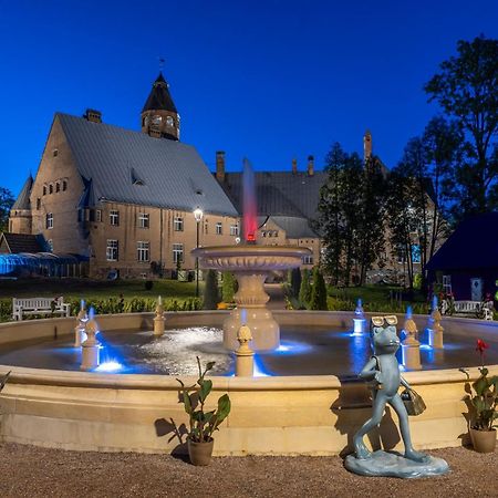 Castle Spa Wagenkuell Taagepera Exterior photo